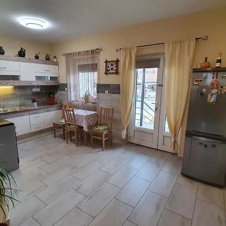 Beke Szigete Casa de Férias *